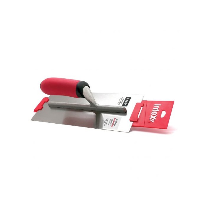 Flat trowel clearance